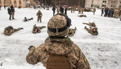Щоденно понад сто добровольців хочуть вступити до лав тероборони – Кличко