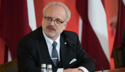 Президент Латвії підтримав ідею заборони видачі росіянам туристичних віз в ЄС