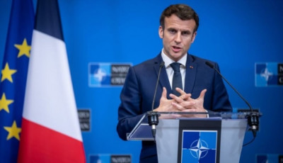 Макрон: Ми будемо надалі підтримувати Україну, іншого виходу немає