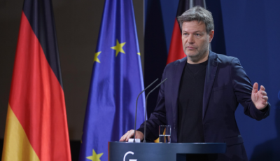 Німецький віцеканцлер застряг у Португалії через несправність літака