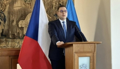 На фоні рішення США щодо зброї Європа має зберігати власний темп підтримки України - глава МЗС Чехії