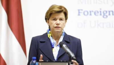 Глава МЗС Латвії про масовану атаку РФ: Україна має право на самооборону