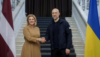 Прем’єрка Латвії оголосила у Києві про черговий пакет військової підтримки України
