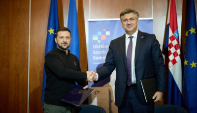 Україна зараз має отримати таку підтримку, яка змусить РФ сісти за стіл переговорів - Пленкович