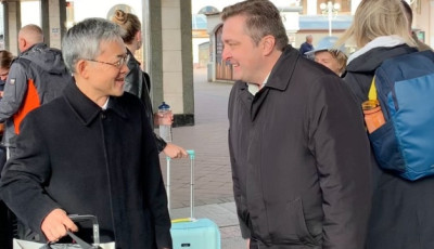 Новий посол Японії прибув до Києва