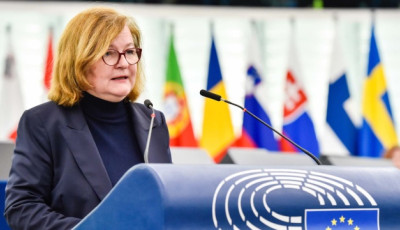 Усі заморожені активи РФ мають піти на зброю для України - депутатка Європарламенту