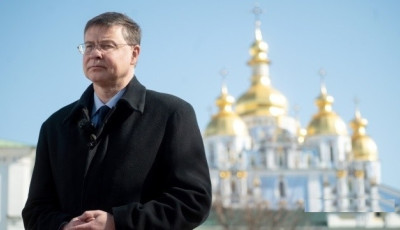Тарифна війна між США та ЄС може призвести до падіння світового ВВП на 7% - єврокомісар