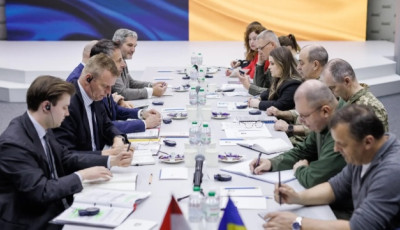 Україна та Нідерланди обговорили співпрацю в оборонній галузі