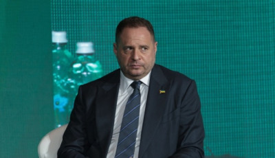 Єрмак: Україна потребує зброї, фінансів та тиску на Росію