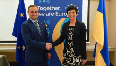 Кулеба обговорив з єврокомісаркою Кос подальші кроки щодо вступу України в ЄС