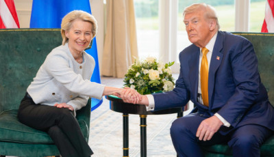 Фон дер Ляєн і Трамп говорили про безпеку та Україну під час торговельних перемовин