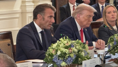 Макрон і Трамп обговорили вторгнення російських безпілотників у Польщу