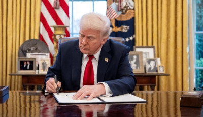 Трамп на 10% підвищив імпортні мита на товари з Південної Кореї