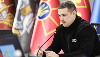 «Наша стратегія на полі бою працює»: Федоров на «Рамштайні» представить бачення України на 2026 рік