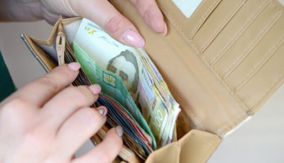 Украинцы получат по две тысячи на оплату коммуналки