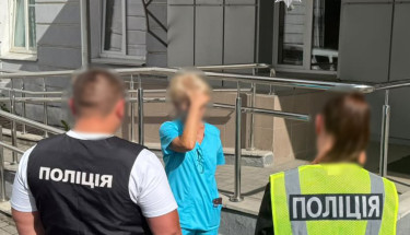 $4 тисячі за «інвалідність»: на Хмельниччині затримали лікарку, яка очолювала експертну команду