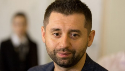 Арахамия: После прослушки Гончарука Разумков запретил приходить с телефоном