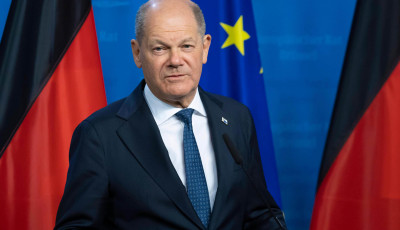 Шольц: Путін міг досягти своїх цілей без зброї, але він хотів війни