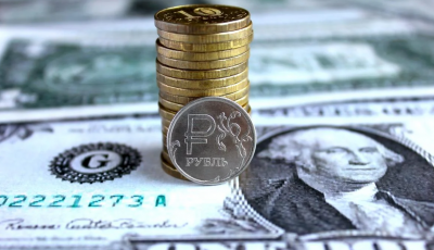 Російський рубль увійшов до трійки найслабших валют світу - Bloomberg