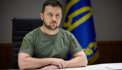 Зеленський провів селектор: обговорили напружені оборонні та наступальні операції