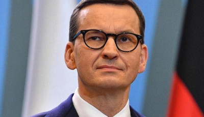 Прем’єр Польщі представив третє питання, яке планують винести на референдум
