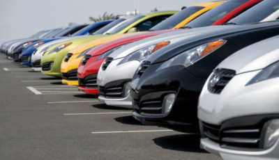 За березень українці придбали понад 4,5 тисячі нових авто