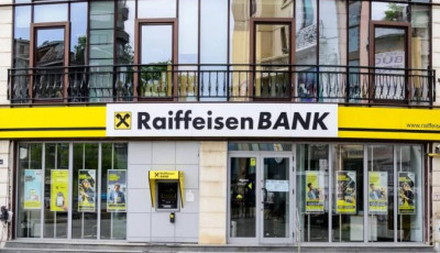 Австрійські інвестори вимагають від групи Raiffeisen Bank визначитись стосовно бізнесу в Росії