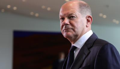 Шольц назвав мобілізацію в РФ актом відчаю