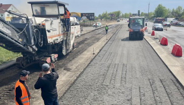 На Закарпатті відновили 45 тисяч квадратних метрів дороги до кордону зі Словаччиною