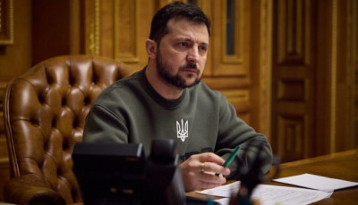 Оборонна співпраця і ситуація на фронті: Зеленський провів розмову з прем'єром Греції