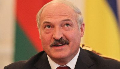 Лукашенко заявил, что Россия вмешивается во внутренние дела Беларуси