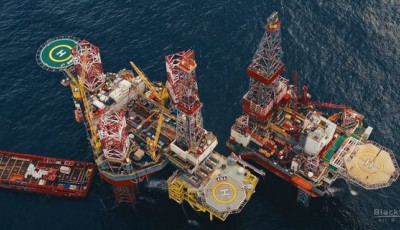 Румунія почала видобувати газ на шельфі Чорного моря